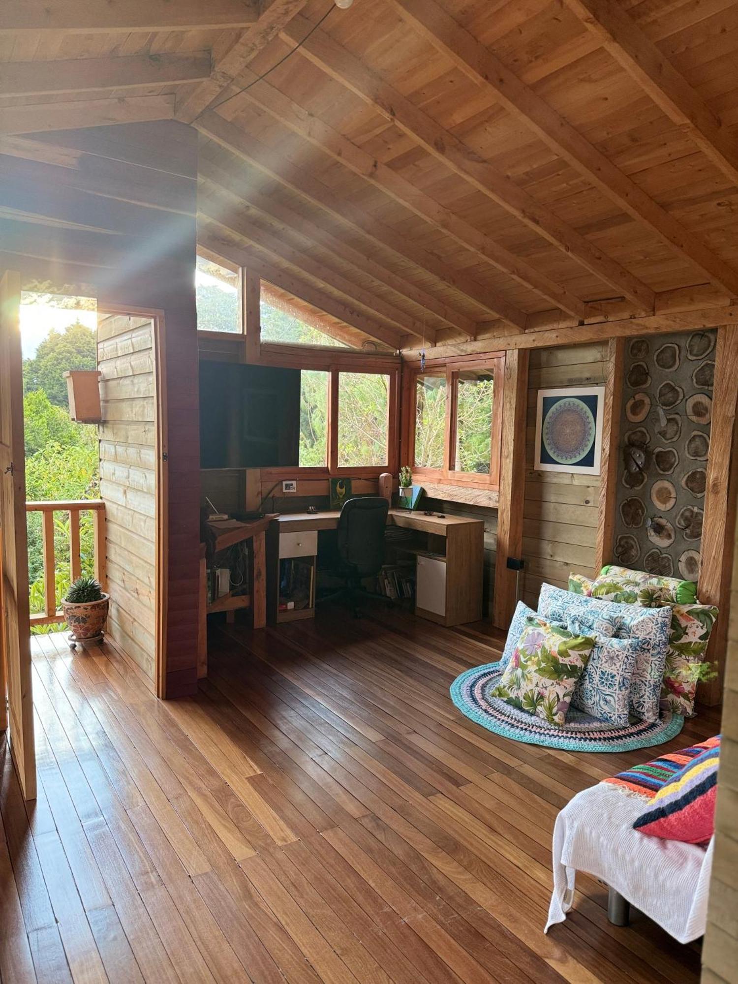 Beehouse Arvi Cabana Гуарне Екстериор снимка
